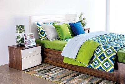 5 Best Ways to Layer Your Quilts on a King Size Bed For Maximum Warmth