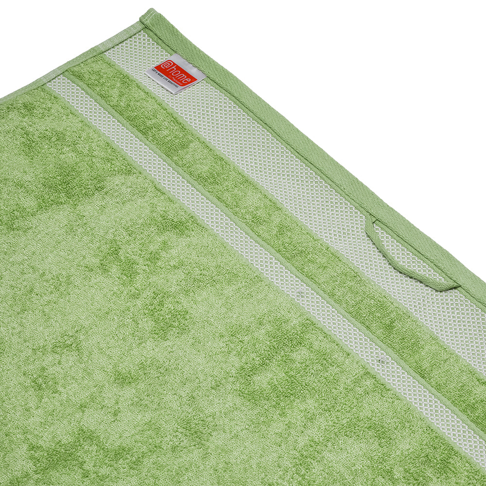 Super Soft Bamboo Cotton 70 x 140 cm Bath Towel (Green)