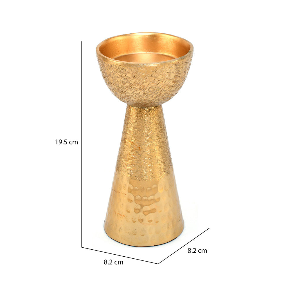 Decorative Criss Cross Textured Metal Candle Holder (19 cm, Gold)