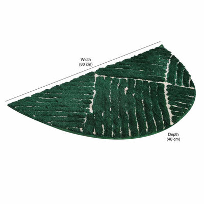 Abstract D Shaped Polyester 16" x 31" Anti Skid Bath Mat (Green)
