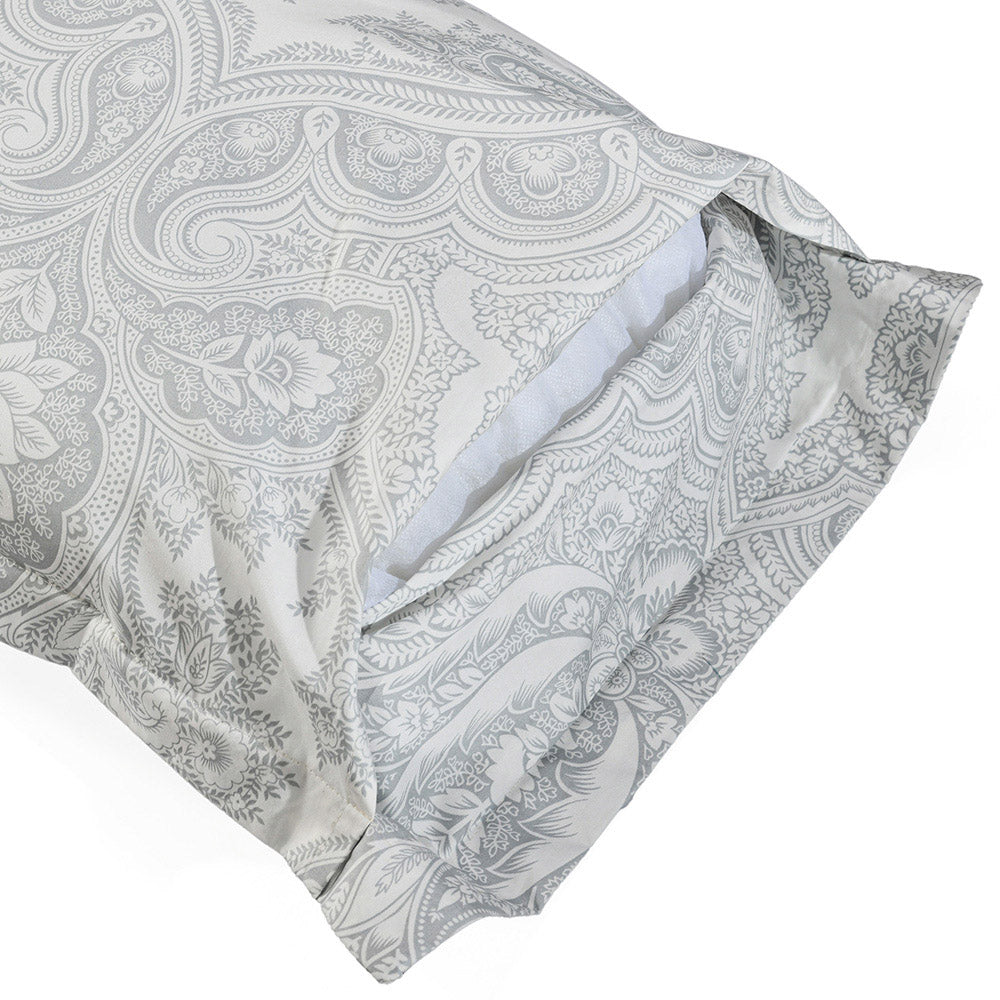 Arias by Lara Dutta Damask Cotton King Bedsheet With 2 Pillow Covers (Grey)