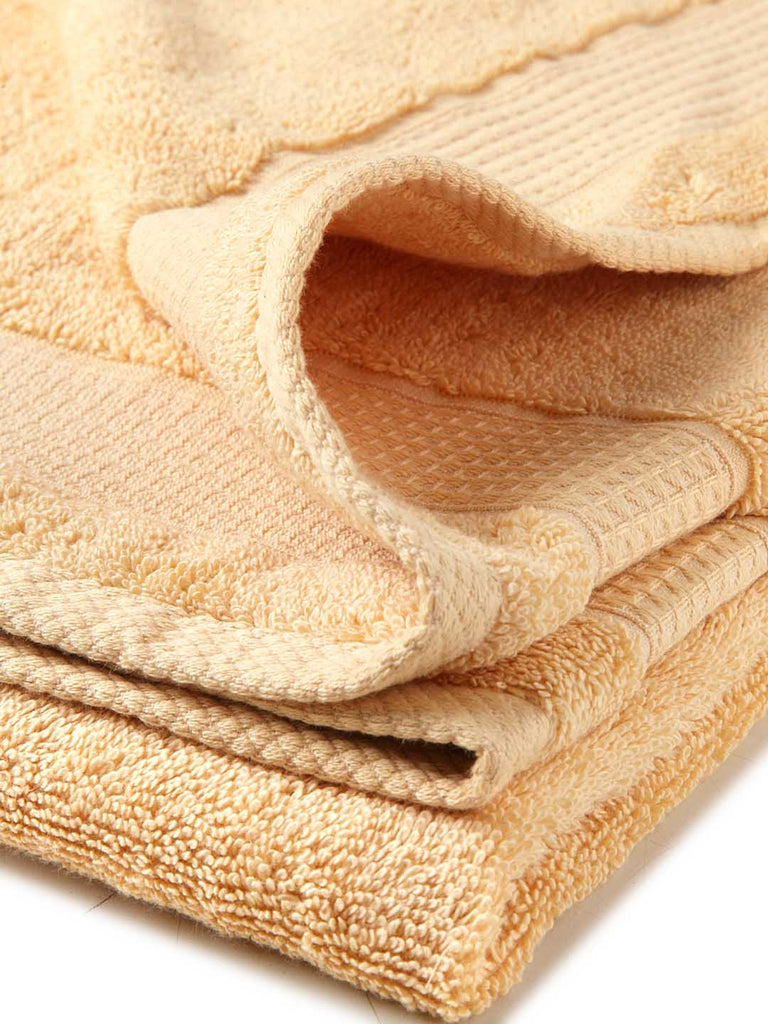 Spaces Organic Honey Bath Towel (Brown)