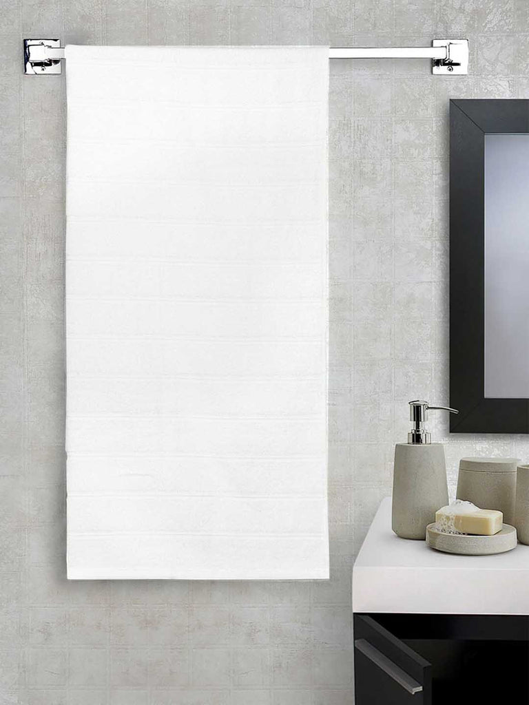 Spaces Livlite White Bath Towel (White)