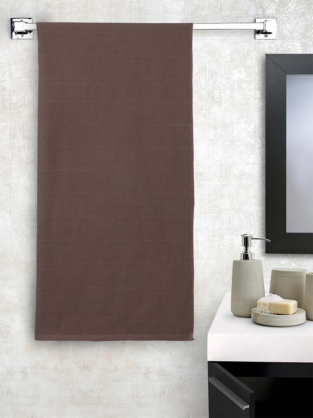 Spaces Livlite Chocolate Bath Towel (Brown)