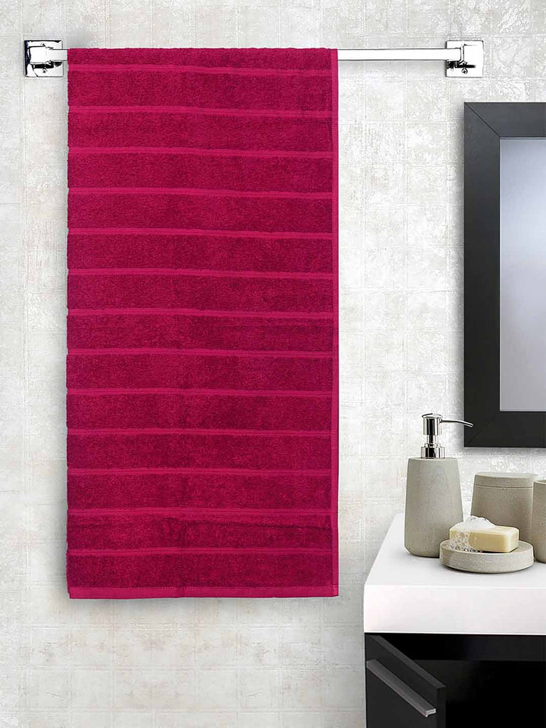 Spaces Livlite Cherry Bath Towel (Red)