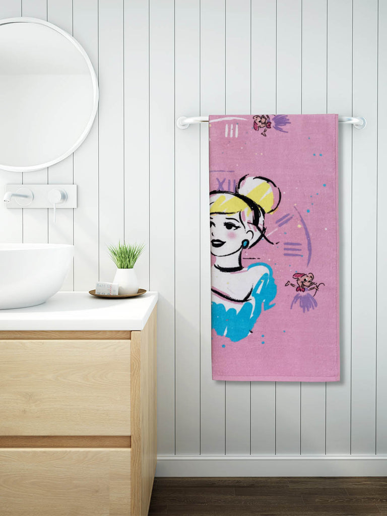Spaces Kids 380 GSM Disney Large Bath Towel (Pink)
