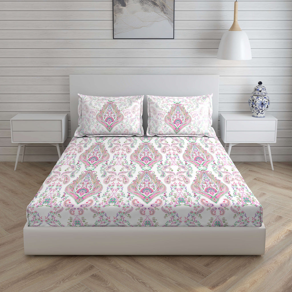 Boutique Living 300 TC Printed King Size Double Bedsheet With 2 Pillow Covers