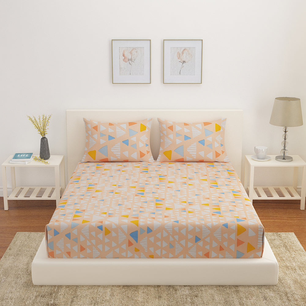 Aurora Eden Geometric Polyester Double Bedsheet with 2 Pillow Covers (Yellow)