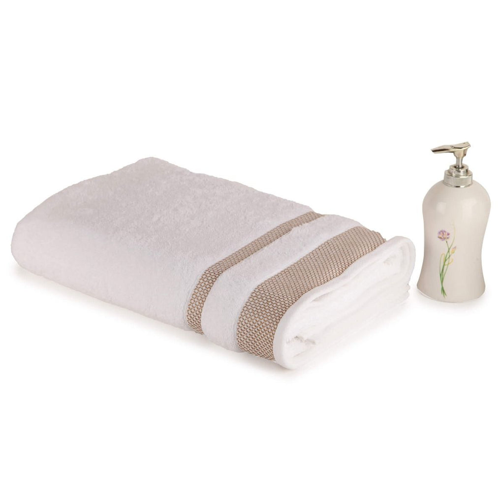 Spaces Hygro Bath Towel 600 GSM(White)