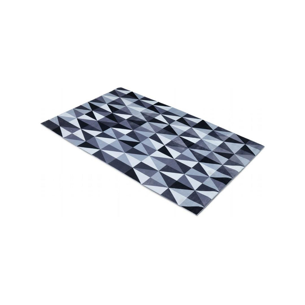 Geometric Polyester 3 x 5 Ft Machine Made Carpet (Black & White)