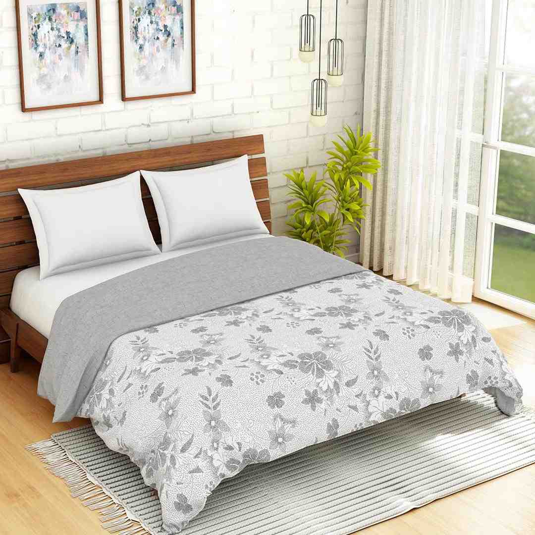Spaces Paloma Floral Double Quilt (Grey)
