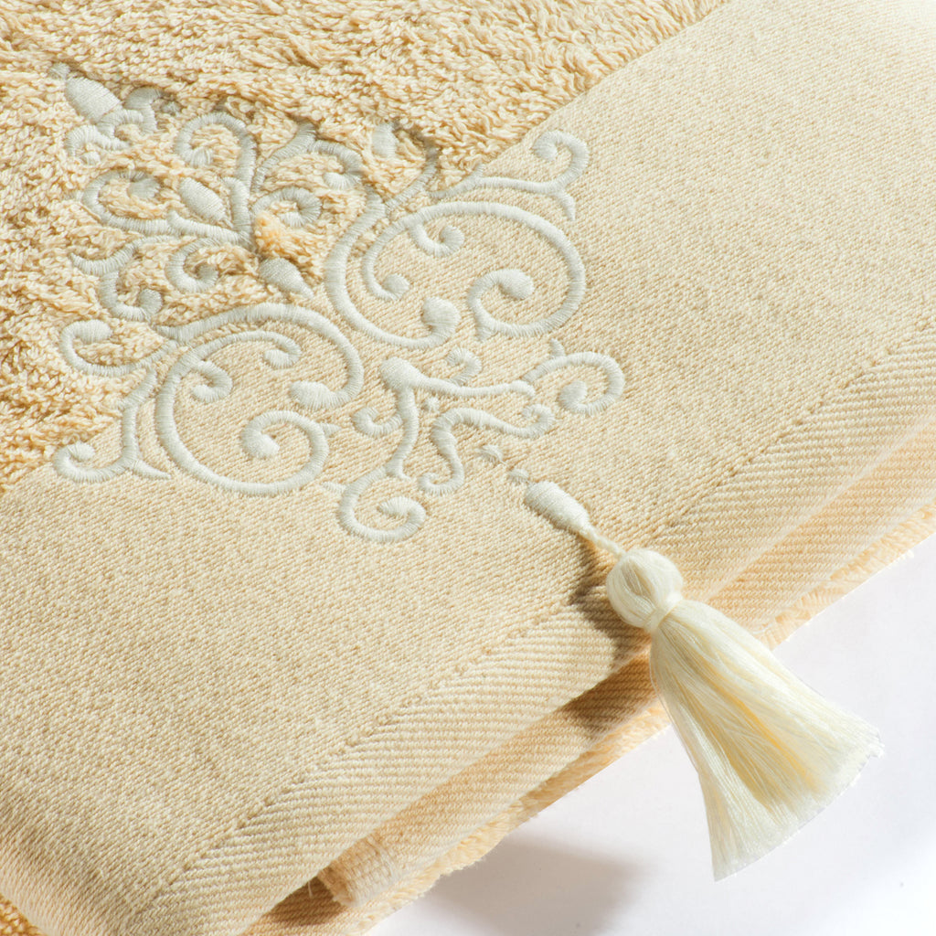 Arias Tassel Bath Towel (Sand Grey)