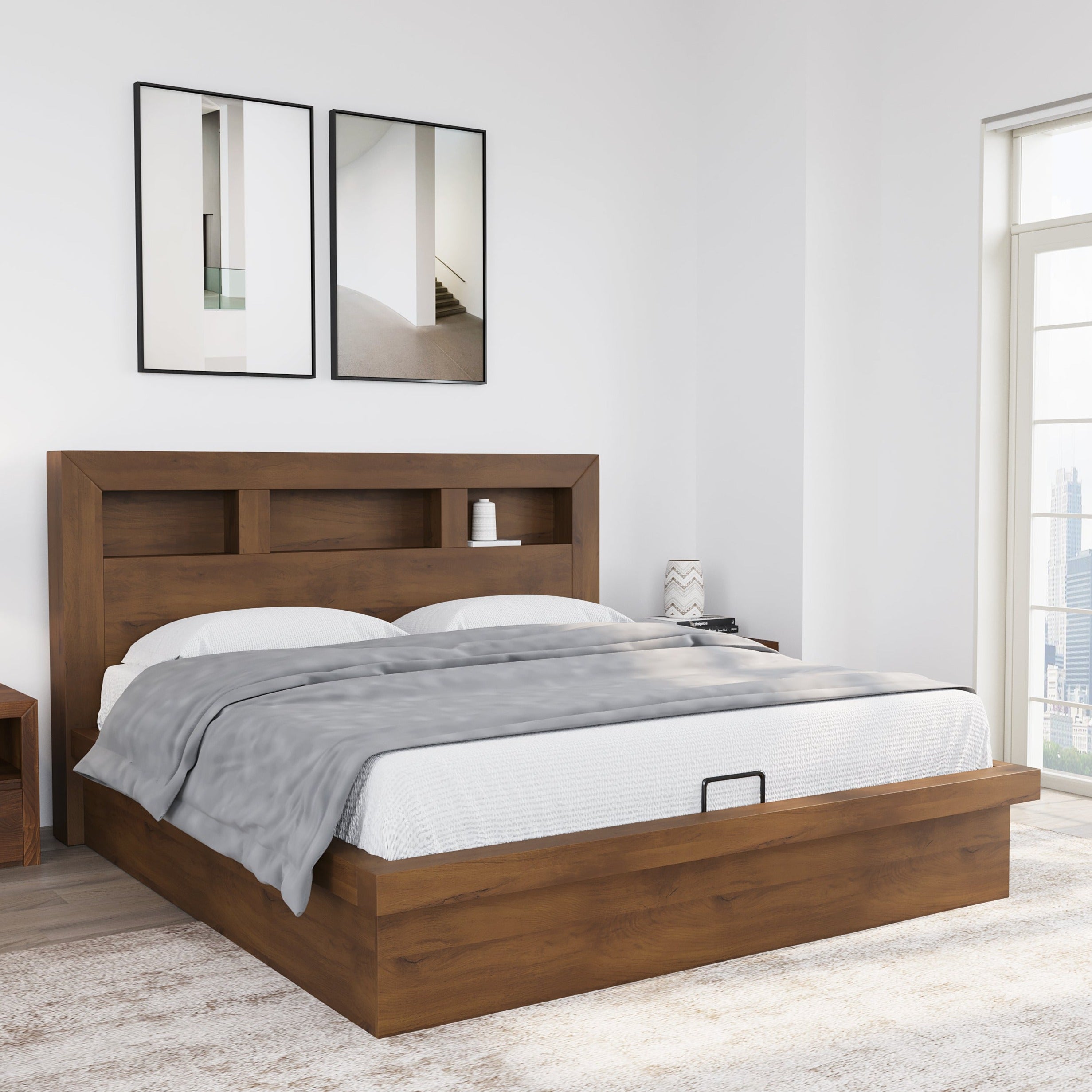 Lincoln Queen Bed with Hydraulic Storage (Brown)