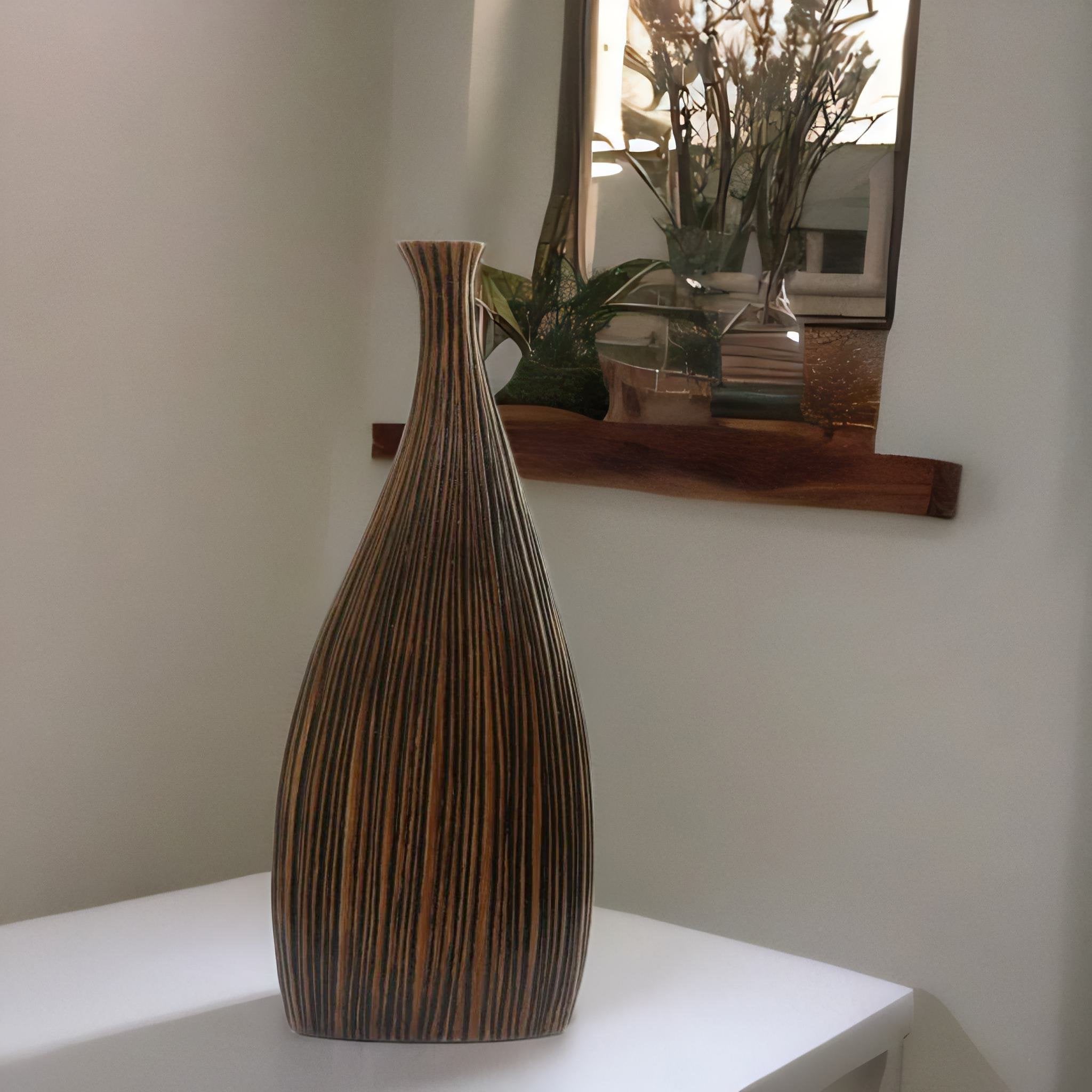 Leafy Ripples Polyresin Vase (Brown)